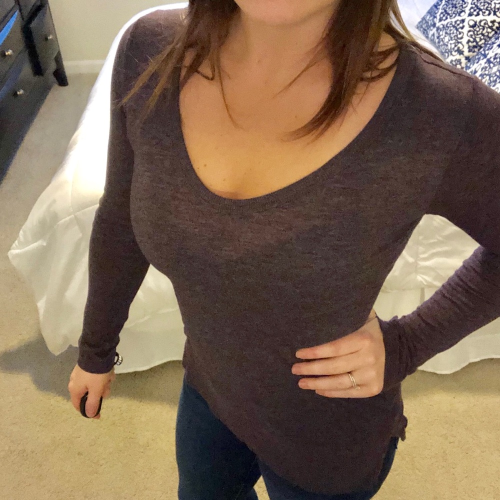Gap long sleeve tee
